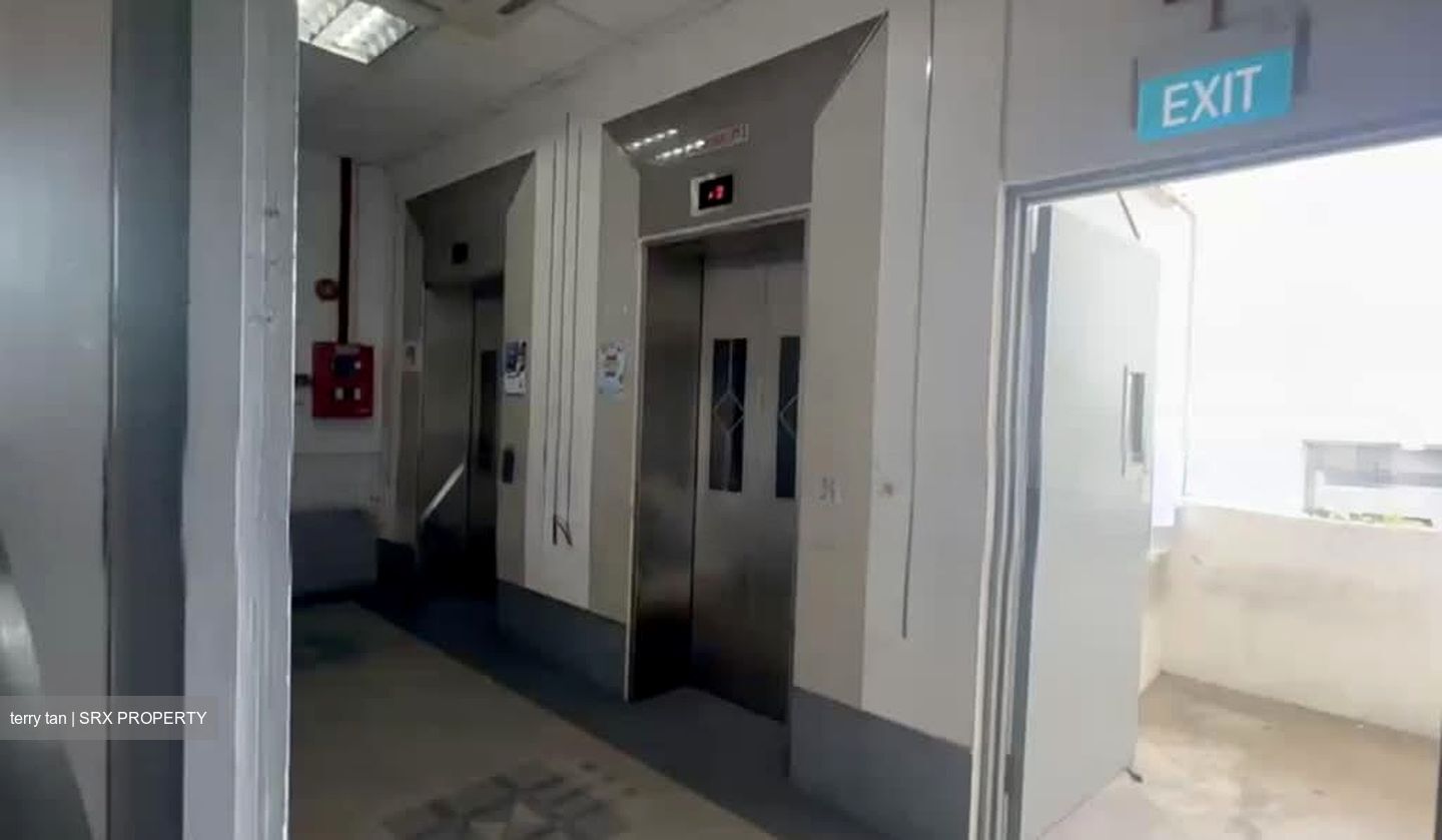Heng Loong Building (D23), Factory #625723571